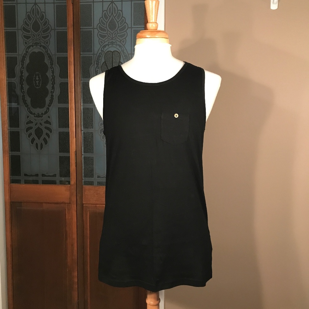 NWOT - Brave Soul Chest Pocket Tank